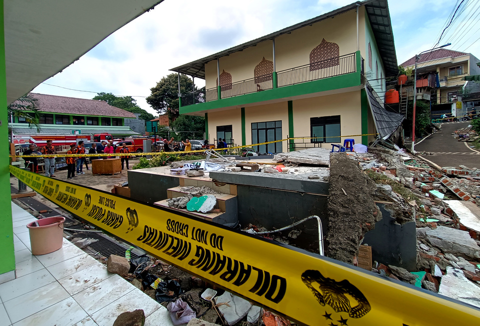 Ini Kronologi Tembok MTsN 19 Jakarta Roboh Dan Menimpa 3 Siswa Hingga Tewas