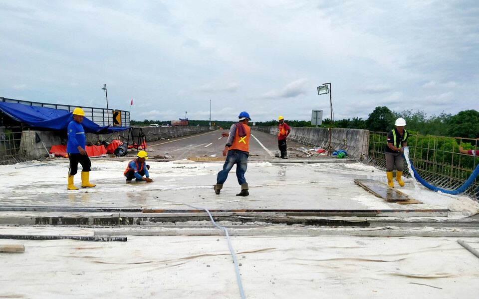 Sambut Nataru, Hutama Karya Kebut Perbaikan Tol Terpeka