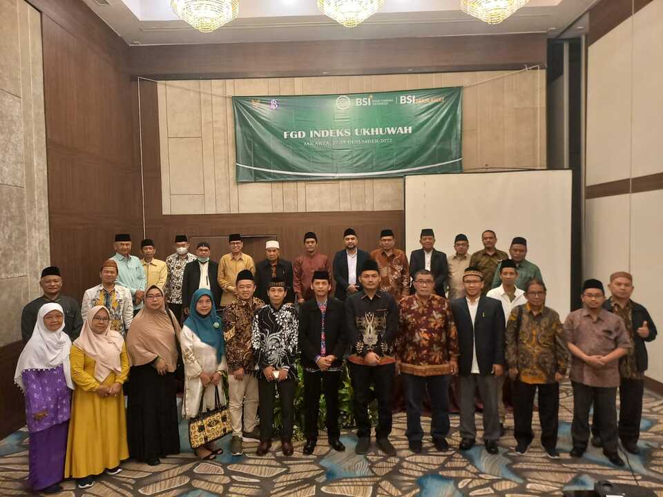 Dalam rangka menjaga kesejukan jelang Pemilu 2024, Dewan Pimpinan Majelis Ulama Indonesia (MUI) Pusat melalui Komisi Ukhuwah menggelar Halaqah Bidang Ukhuwah di The Acacia Hotel, Jakarta Pusat, Selasa 27 Desember 2022.