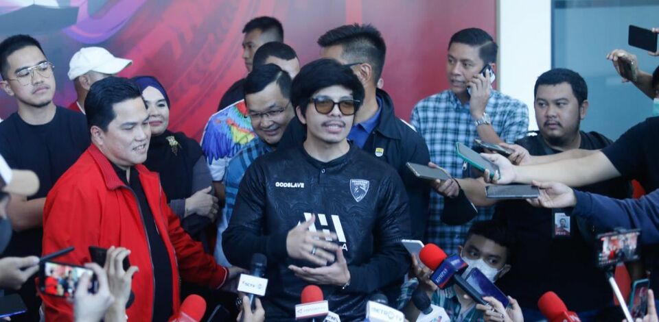 Atta Halilintar saat diwawancara sejumlah media di Gedung GBK Arena Senayan, Jakarta, Minggu, 15 Januari 2023.
