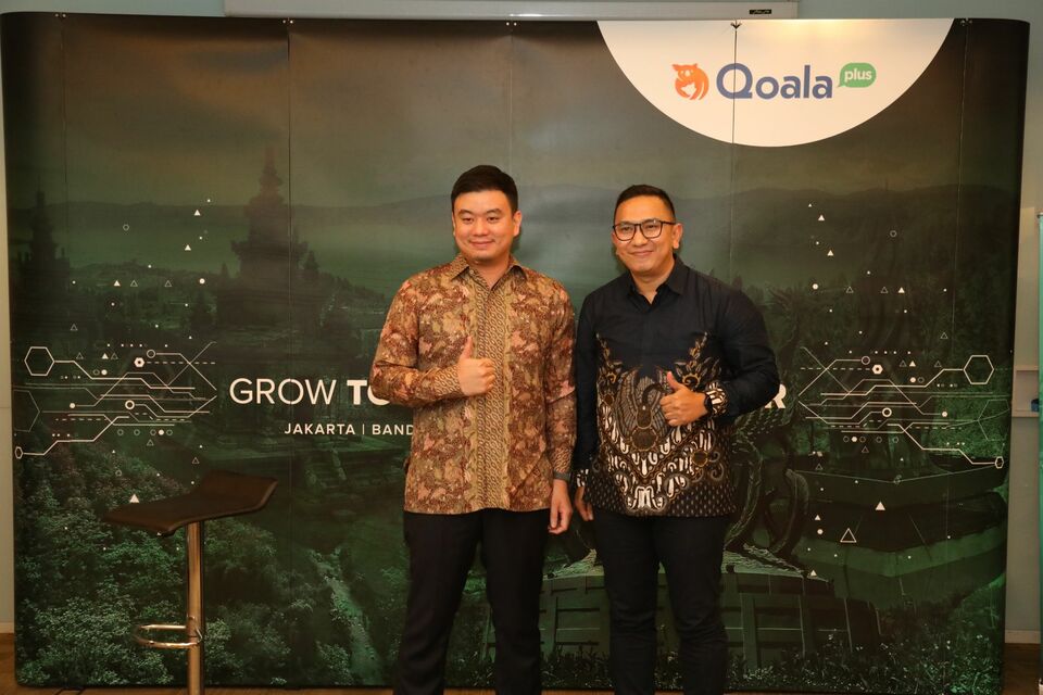 Direktur Bisnis Qoala Plus Tirto Utomo dan SVP of Sales and Partnership Qoala Plus Sugeng Purnomo.