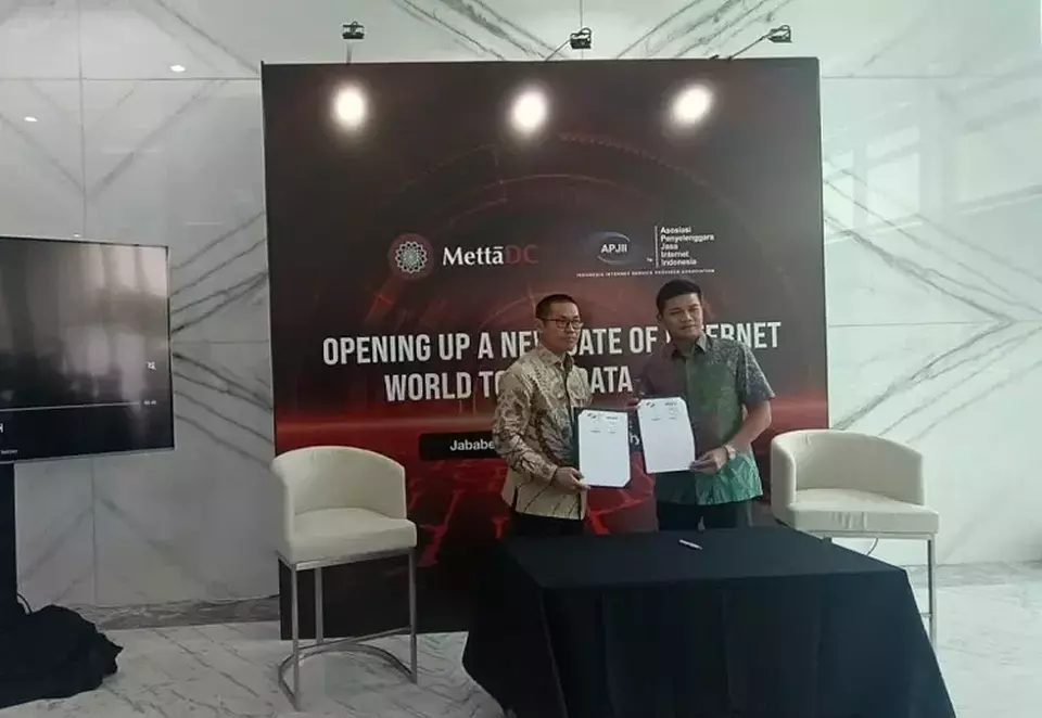 PT MettaDC Teknologi Indonesia terus berupaya meningkatan kapasitas infrastruktur digital. Salah satu upaya tersebut ditandai dengan penandatanganan kerja sama dengan Asosiasi Penyelenggara Jasa Internet Indonesia (APJII), Kamis, 2 Februari 2023.