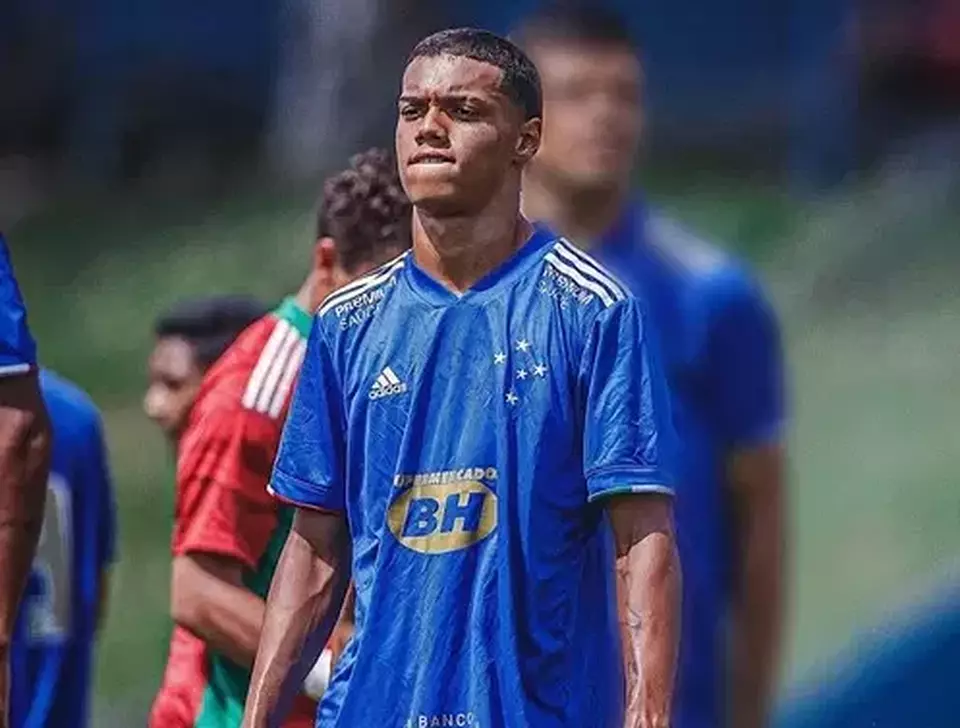 Joao Mendes de Assis Moreira, putra dari legenda sepak bola Ronaldinho.