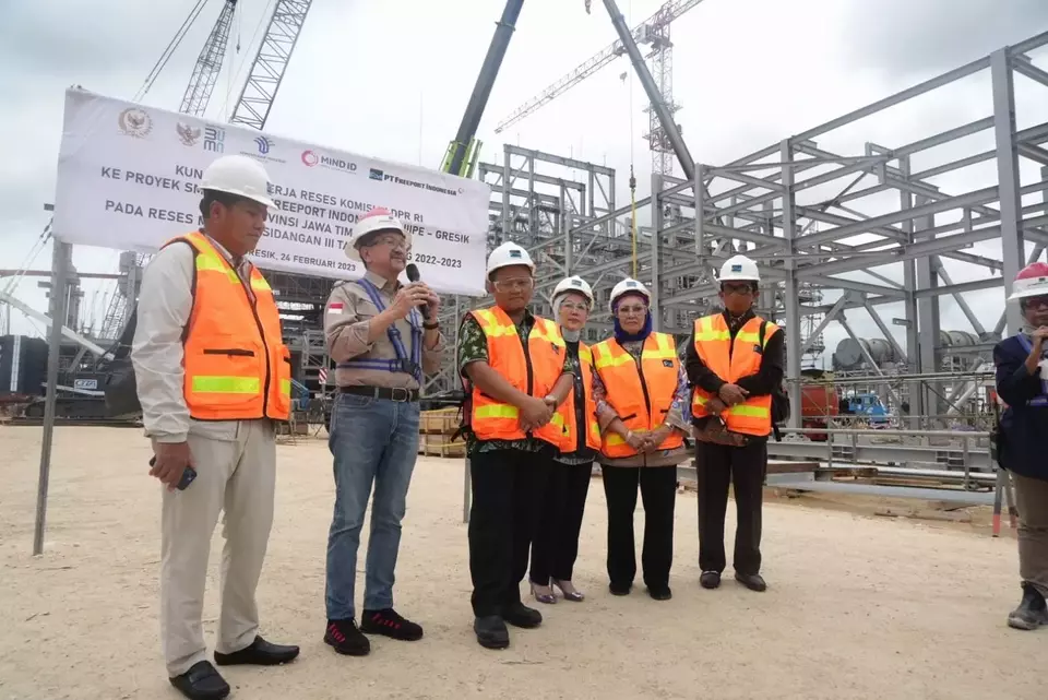 PT Freeport Indonesia (PTFI) menerima kunjungan kerja Komisi VI DPR RI di area proyek pembangunan smelter Manyar di Kawasan Ekonomi Khusus (KEK) Gresik, Jawa Timur, pada hari Jumat (24/2). Foto : Dok. Freeport