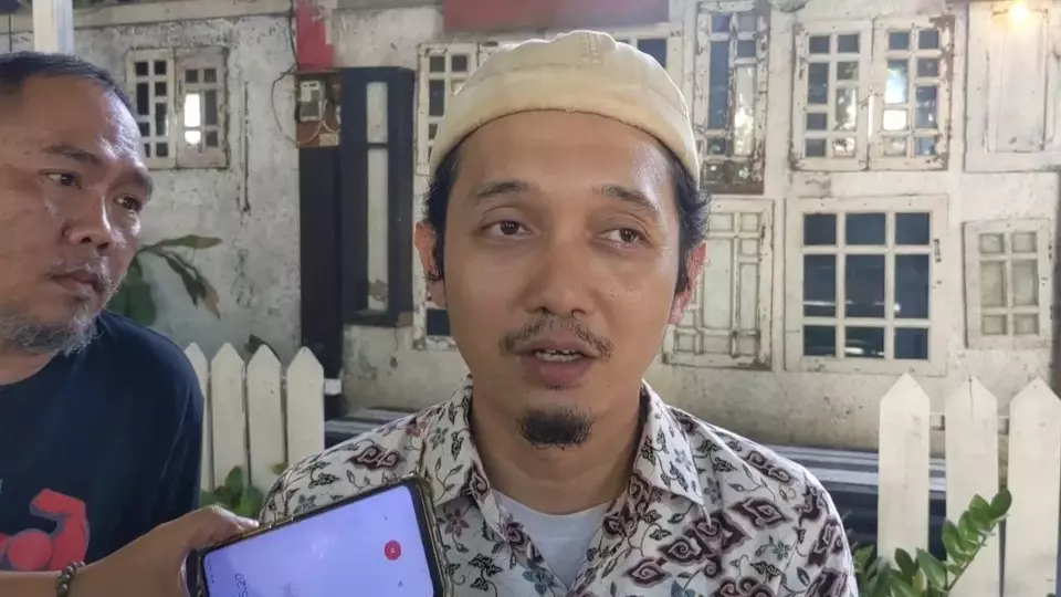 Guru Yang Dipecat Karena Kritik Ridwan Kamil Jelaskan Maksud Lontarkan ...