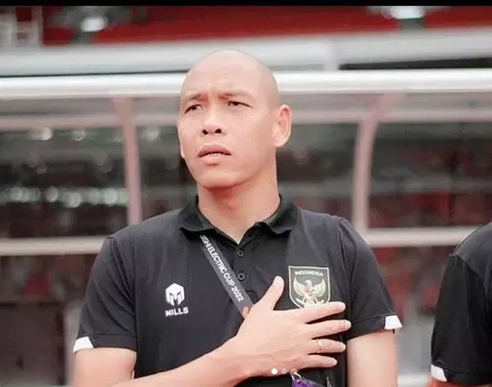Asisten Pelatih Timnas Indonesia, Nova Arianto.