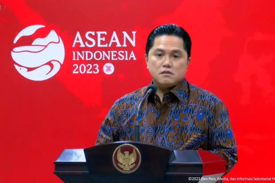 Jokowi Instruksikan 2 Hal Ke Erick Thohir Antisipasi Sanksi FIFA