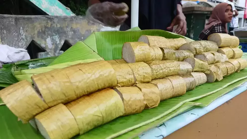 Warga Ternate menjadikan Nasi Jaha sebagai menu favorit untuk berbuka puasa.