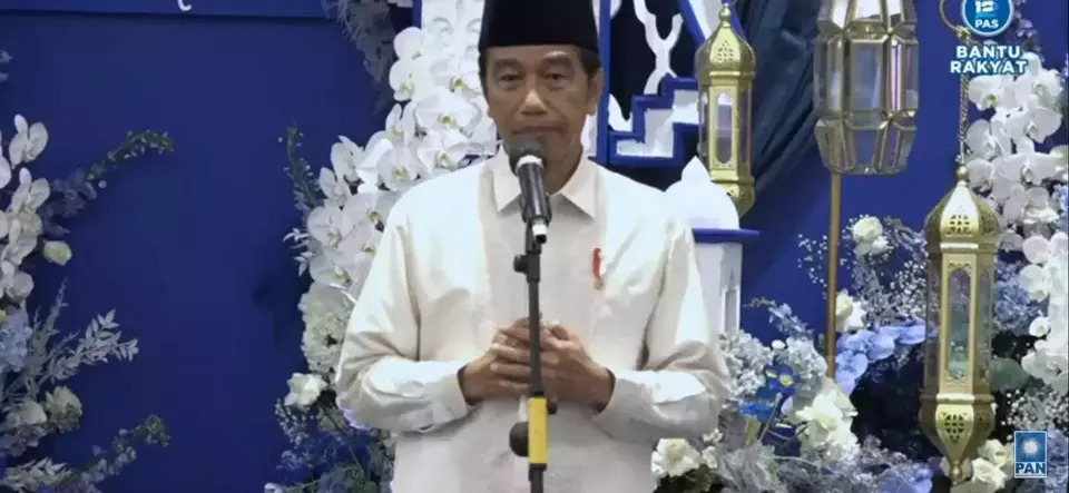Presiden Joko Widodo (Jokowi) saat memberikan sambutan dalam acara silaturahmi Ramadan di Kantor DPP PAN, Jakarta, Minggu, 2 April 2023.