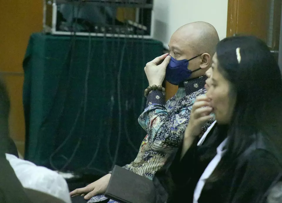 Terdakwa kasus peredaran narkoba, Irjen Pol. Teddy Minahasa bersiap menjalani sidang putusan di Pengadilan Negeri jakarta Barat, Selasa 9 Mei 2023.