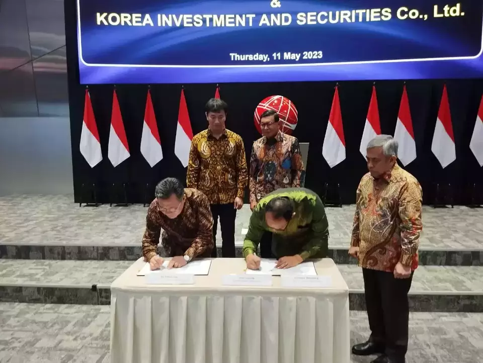 PT Bursa Efek Indonesia (BEI) bersama Korea Investment & Securities Co., Ltd. (KIS) menandatangani Deklarasi Kerja Sama Pengembangan Pasar Modal Indonesia.