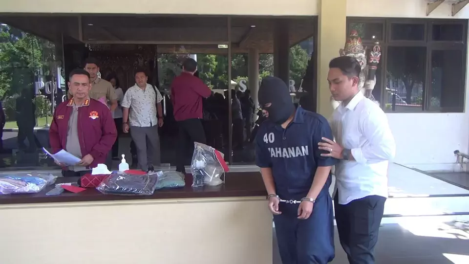 Ahmad Nashir (22), tersangka tewasnya Alinsia Bokman Kondomo (16), putri Pj Gubernur Papua Pegunungan.