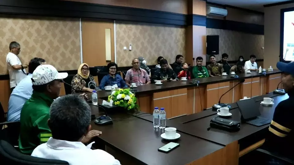 Lima penggawa Timnas U-22 Indonesia mendapatkan beasiswa kuliah di Universitas Negeri Surabaya (Unesa).