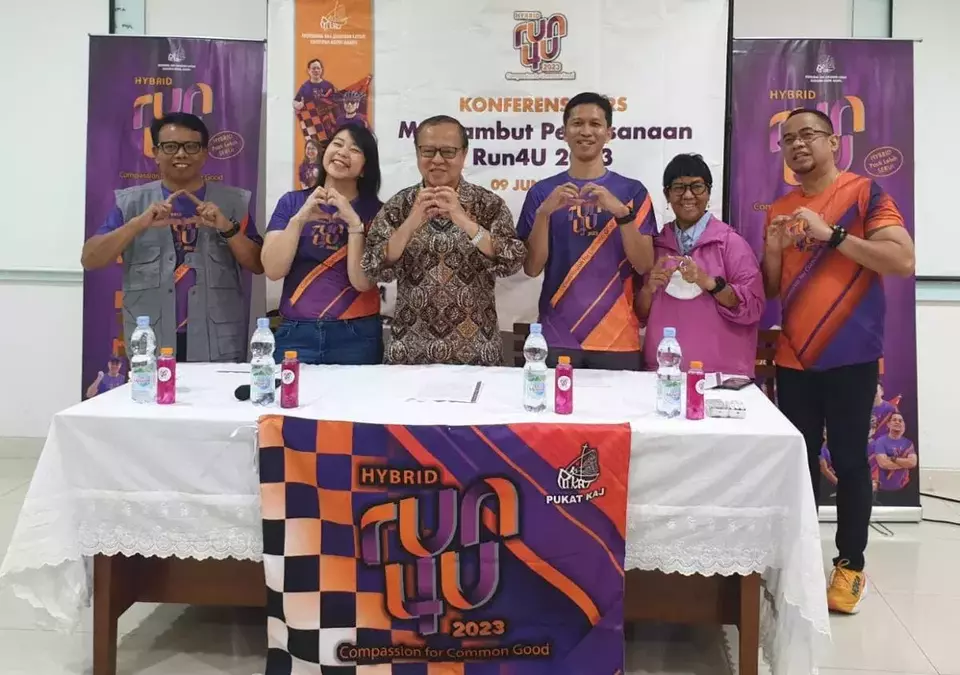Jumpa pers penyelenggaraan acara sosial Run4U 2023 yang diselenggarakan di Gereja Katedral Jakarta pada Jumat, 9 Juni 2023.