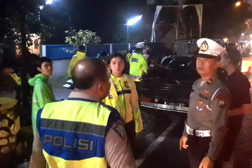 Sekeluarga Korban Tewas Kecelakaan Maut Di Malang Dimakamkan Satu Lubang