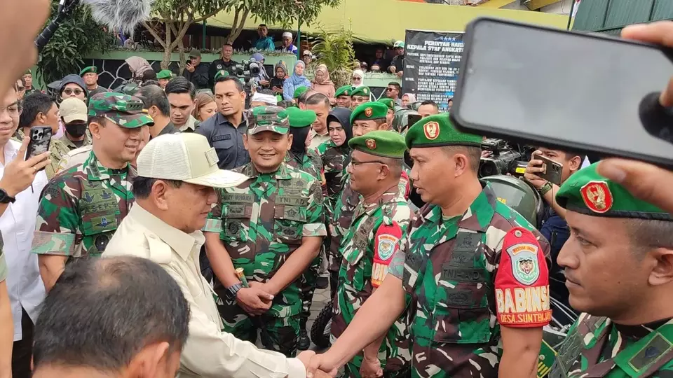 Salurkan Bantuan Puluhan Motor Babinsa Di Lembang, Prabowo: Kita Ingin ...