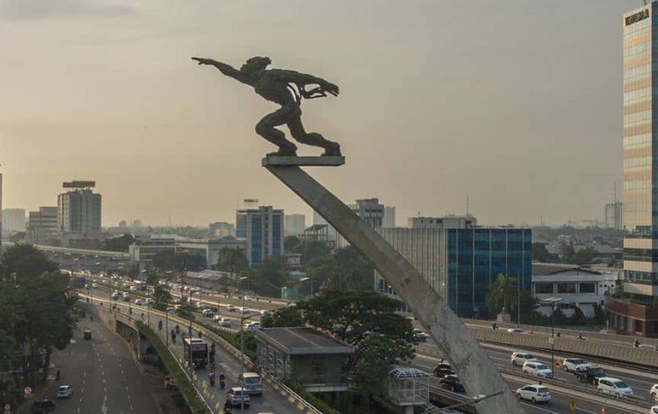 Sejarah Patung Pancoran, Monumen Ikonis Ambisi Soekarno Yang Tak Pernah ...