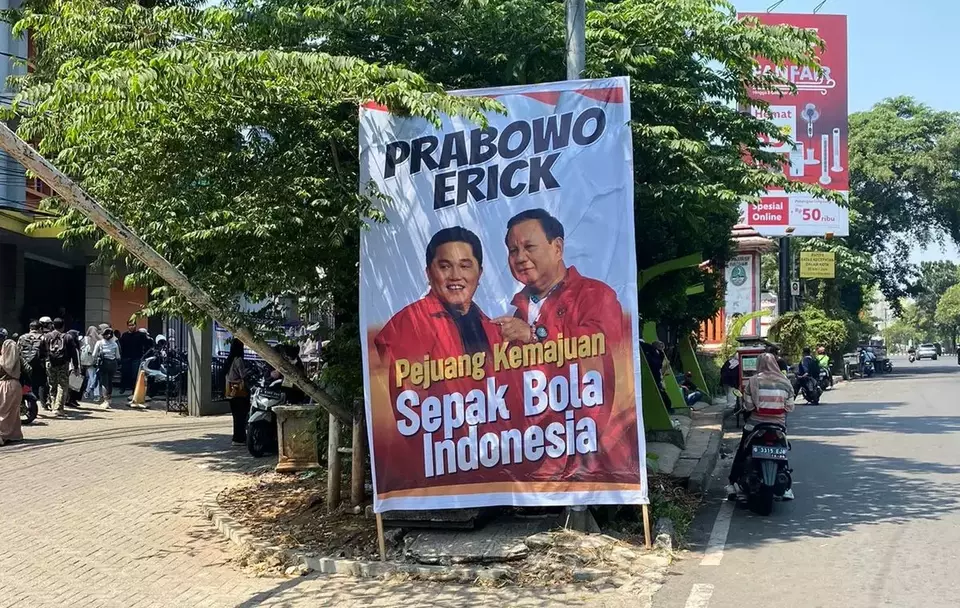 Baliho Prabowo-Erick Thohir Bertebaran Di Kota Depok