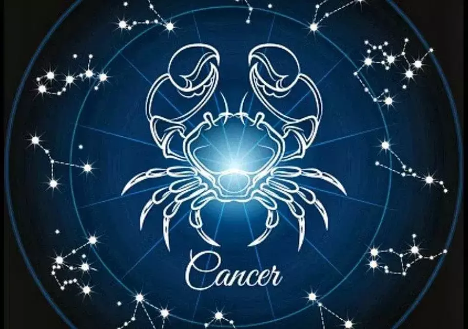 3 Zodiak Gampang Baper Salah Satunya Cancer Nih