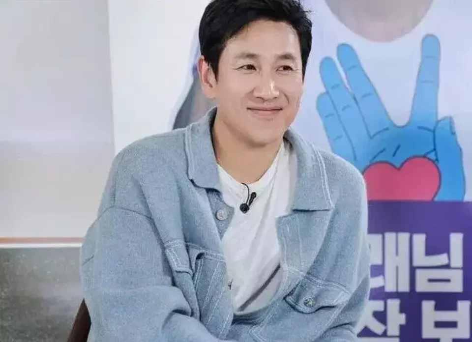 Lee Sun Kyun.