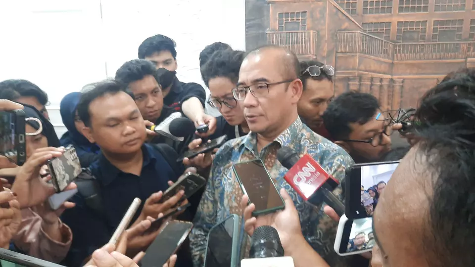 Ketua Komisi Pemilihan Umum (KPU), Hasyim Asy'ari, saat memberikan keterangan kepada awak media, Jumat, 27 Oktober 2023.