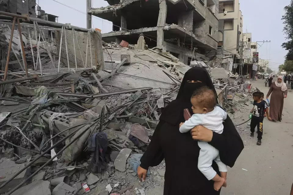 UNICEF: Jalur Gaza Jadi Kuburan Ribuan Anak - Halaman 1