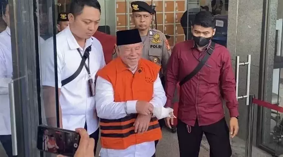 Eks Gubernur Maluku Utara Abdul Ghani Kasuba Divonis 8 Tahun Penjara