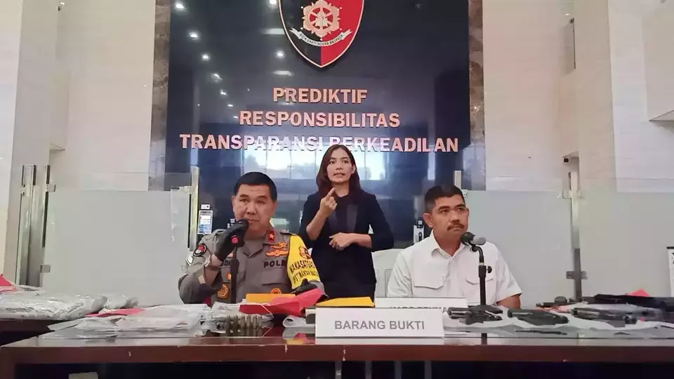 Konferensi pers terkait pengungkapan teroris sepanjang tahun 2023. 
