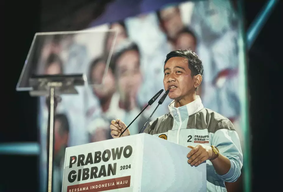 
Cawapres 02 Gibran Rakabuming Raka dalam sambutannya dalam acara Konsolidasi Suara Muda Indonesia untuk Prabowo-Gibran di JCC, Senayan, Jakarta Pusat, pada Sabtu, 27 Januari 2024.