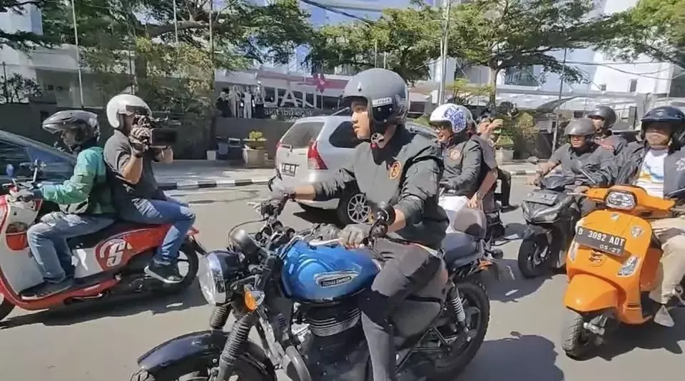royal enfield ridwan kamil