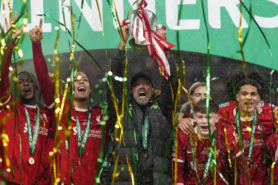 Liverpool juara Piala Liga Inggris 2023/2024 setelah meraih kemenangan 1-0 atas Chelsea dalam final yang berlangsung di Stadion Wembley, Minggu, 25 Februari 2024.