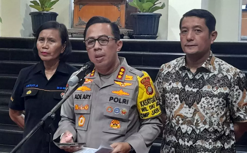 Kasus Pembubaran Diskusi Di Kemang, Polisi Pertimbangkan Panggil Refly ...