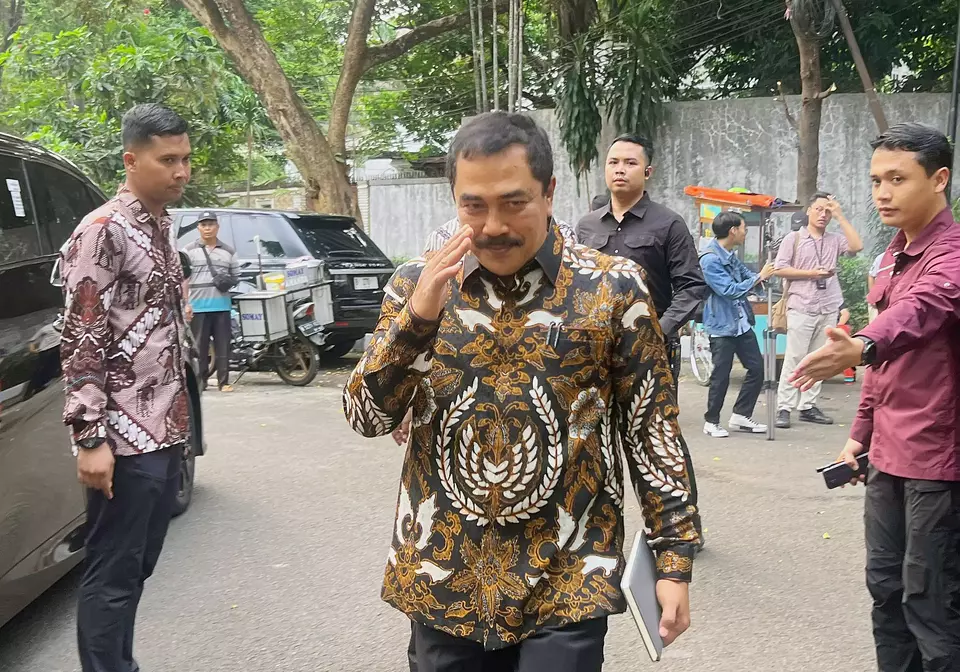 Penuhi Panggilan Prabowo, Ini Profil Wakapolri Komjen Agus Andrianto ...