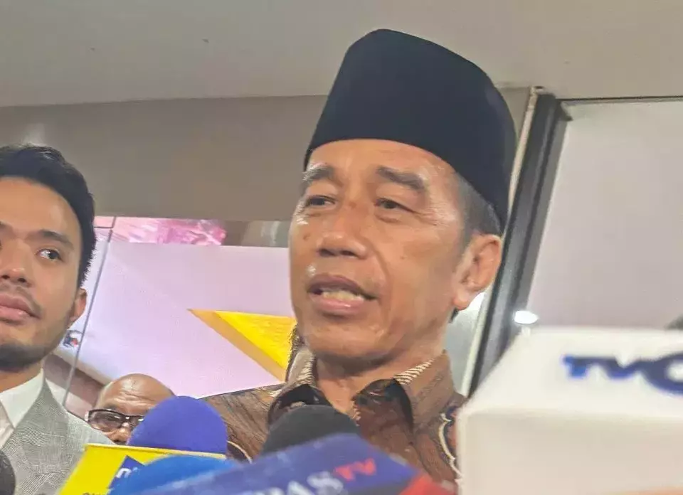 Jokowi mengambil ijazah yang sebelumnya sempat diperiksa Bareskrim, Selasa 20 Mei 2025.
