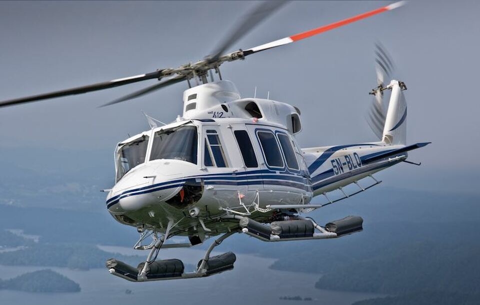Helikopter Bell 412.