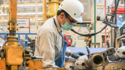 Astra Otoparts (AUTO) Tahan Banting, Malah Cetak Rekor