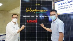 LONGi Gandeng Utomo SolaRUV Garap Potensi Panen Setrum di Indonesia