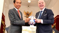 Presiden Jokowi dengan Presiden FIFA Bertemu, Sepakati 3 Hal Ini