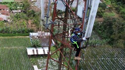 Axiata Investments Borong Saham EXCL Rp 1,37 Triliun
