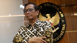 Tunjuk Mahfud MD Jadi Plt Menkominfo, Jokowi Sampaikan Terima Kasih untuk Johnny G Plate