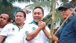 Menhut Ajak Masyarakat Galakkan Penanaman Pohon