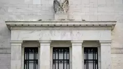 Gedung Federal Reserve Marriner S. Eccles di Washington, DC, Amerika Serikat. (Foto: Stefani Reynolds / Bloomberg Creative Photos / Getty Images)