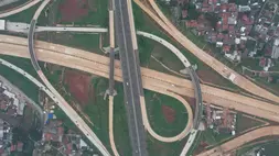 proyek jalan Tol Cinere-Jagorawi seksi 3