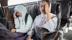 Ilustrasi pemudik Lebaran yang alami sakit di perjalanan. (Foto: Allianz)