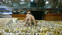 Harga Emas Perhiasan Hari Ini, Sabtu 19 Juli 2025