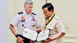 Dinilai Visioner, Prabowo Terima Medali Kehormatan dari Komando Operasi Khusus AS 