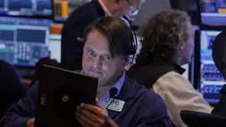 Ilustrasi Wall Street. (AP Photo/Richard Drew)