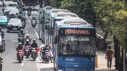 ilustrasi transportasi umum. (ANTARA FOTO/Muhammad Rizky Febriansyah)