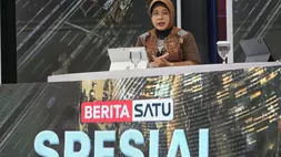 Kepala Badan Pusat Statistik (BPS) Amalia Adininggar Widyasanti saat menjadi narasumber dalam program Berita Satu Special di studio BTV, PIK 2, Tangerang, Banten. (B-Universe Photo/Joanito De Saojoao)