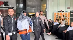 Bupati Pekalongan Fadia Arafiq di gedung Merah Putih KPK, Kuningan Jakarta Selatan, Rabu (4/3/2026). Foto: Yustinus Patris Paat
